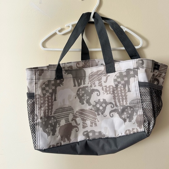 💐Small elephant Diaper/Baby  Caddy - Picture 1 of 3